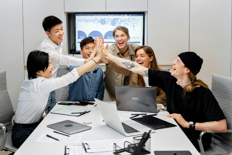 Begeistertes Team nach einem Storytelling Workshop
